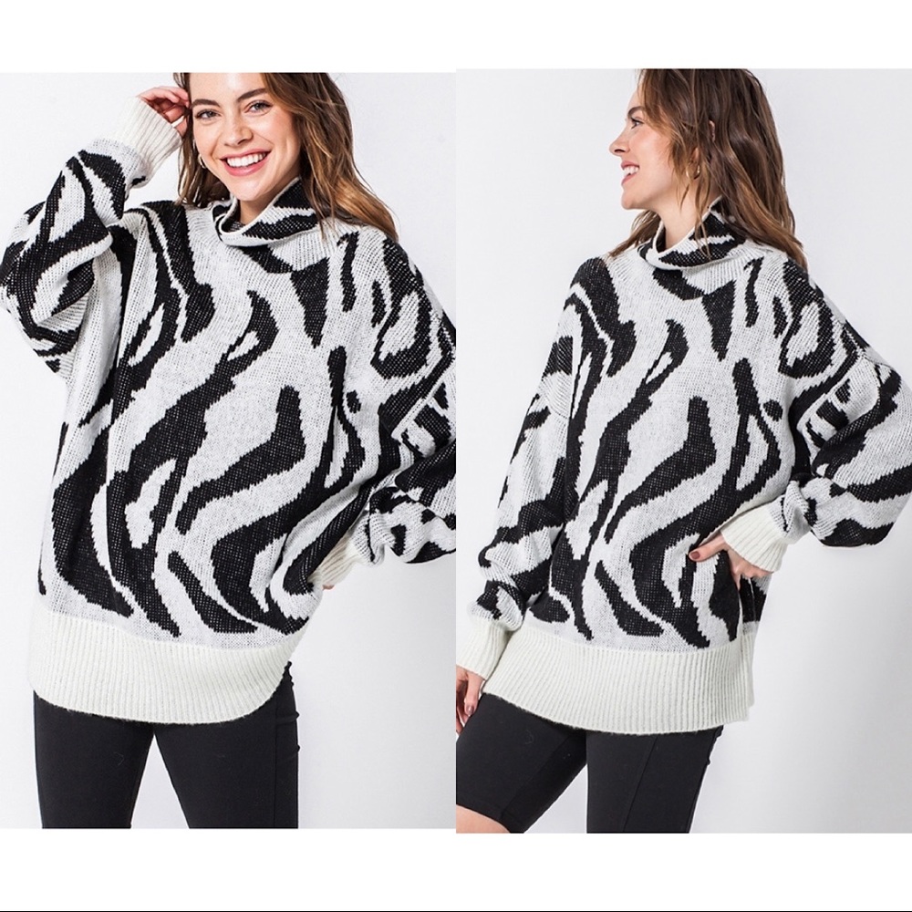 ♦️High Neck Zebra Print Sweater - Picture 2 of 6